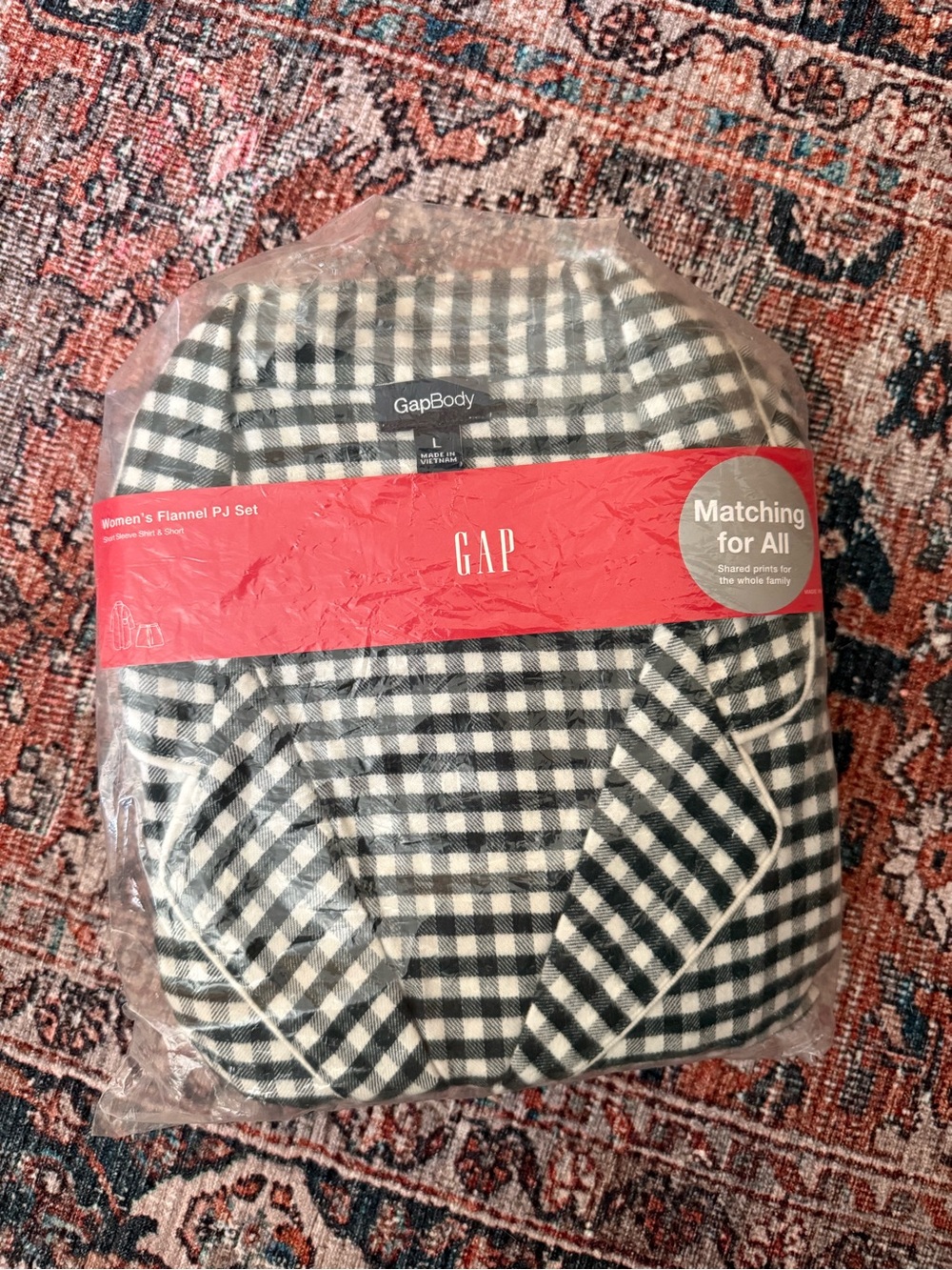 GAP Women’s Black & White Gingham Flannel PJ Set